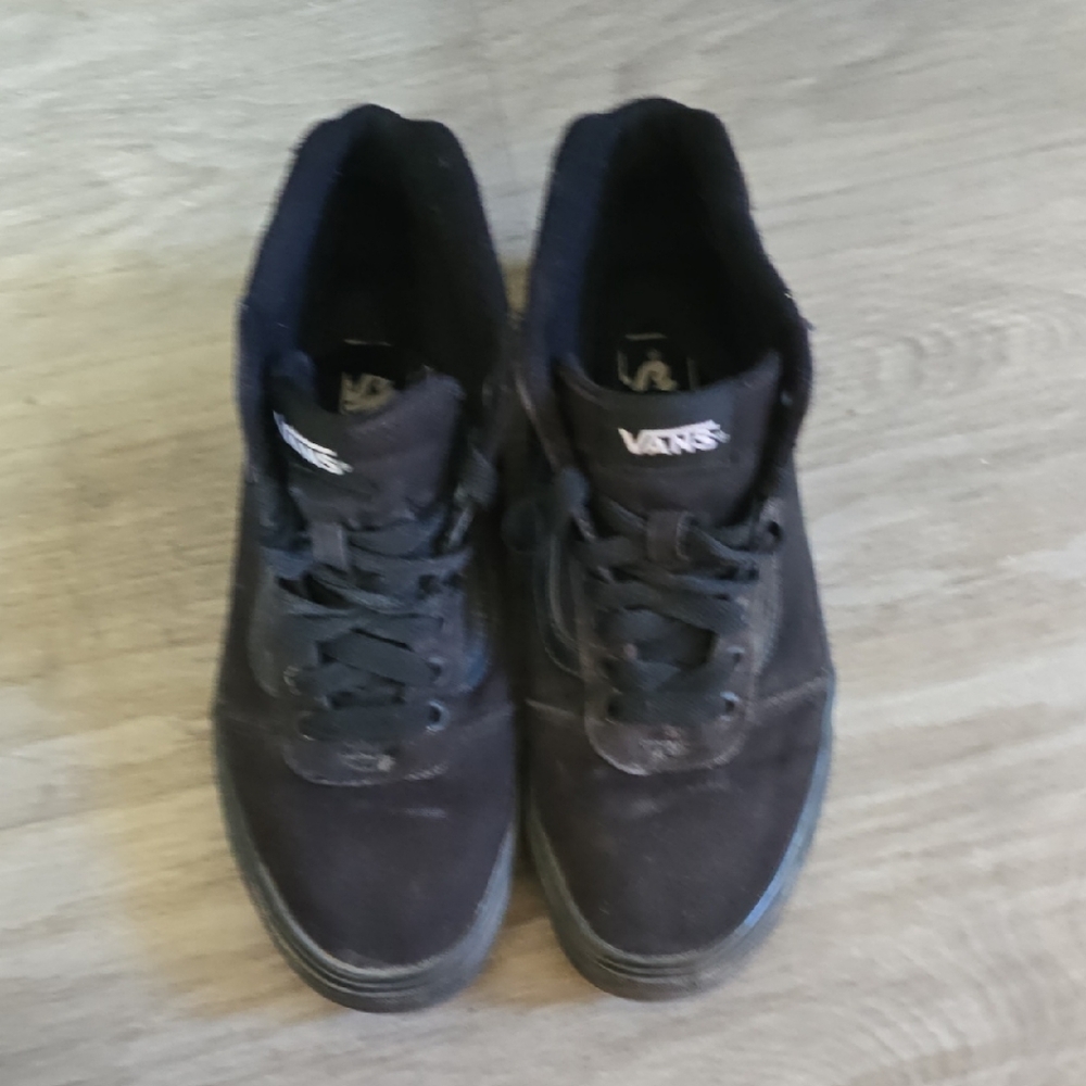 Vans Men's Classic Black Sneakers